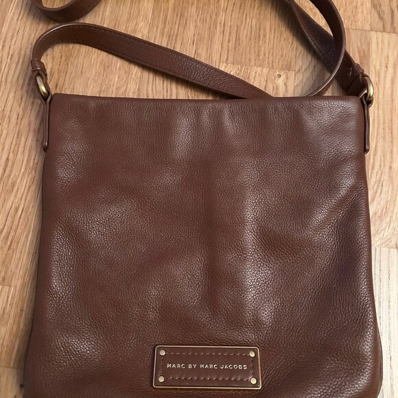 MARC BY MARC JACOBS CROSSBODY - Picture 1 of 3